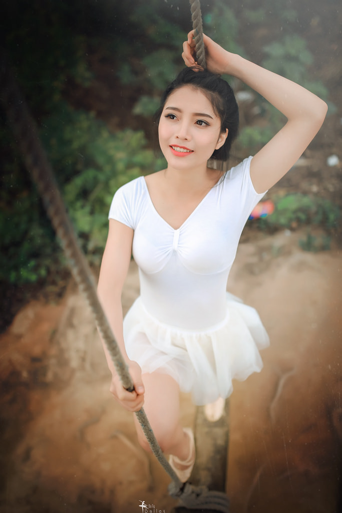 桃依さら
